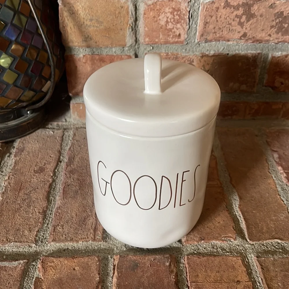 Rae Dunn Ceramic 